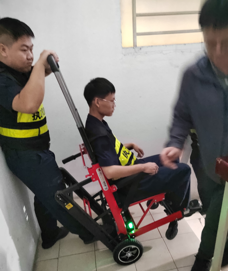 唯思康w2p载人爬楼机